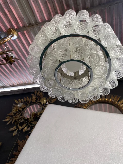1970′ Venini Doria Lustre Avec 3 Niveaux Et 45 Eléments En Verre