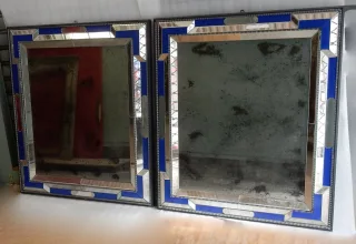 1970/80 Paire De Miroirs Venise Style Louis 14 Avec Ornements En Verre Bleu