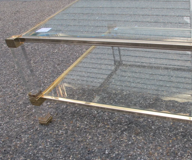 1970′ Paire de Tables Basses en Altuglas Pierre Vandel