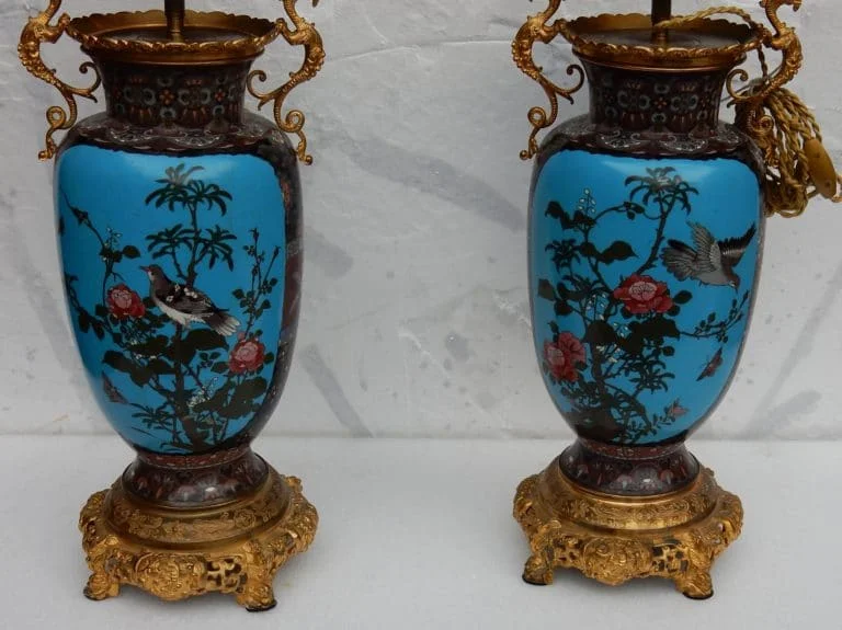 1890′ Paire de Lampes Cloisonnées Japon Aux Oiseaux et Dragons