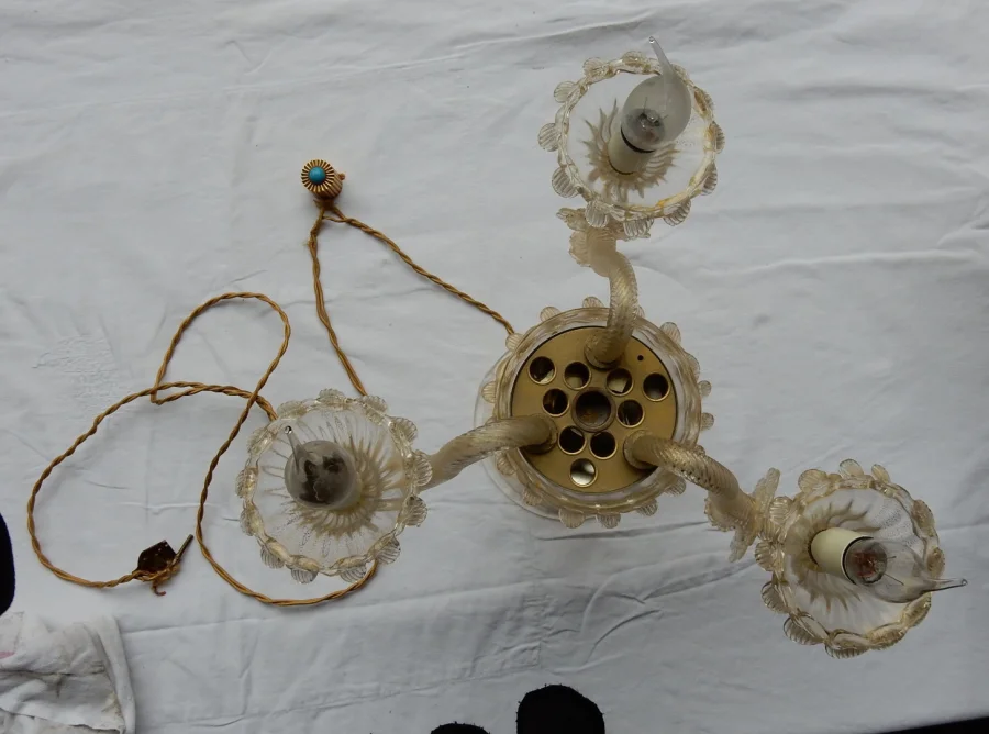 1950/70′ Murano Crystal Chandelier with Gold Leaves