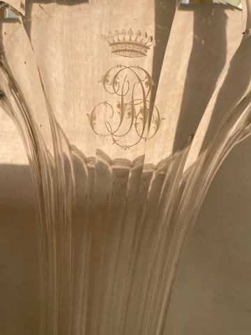 1870′ Paire de Cornets Baccarat Ou Similaires Monture Bronze ,Monogramme a la Couronne