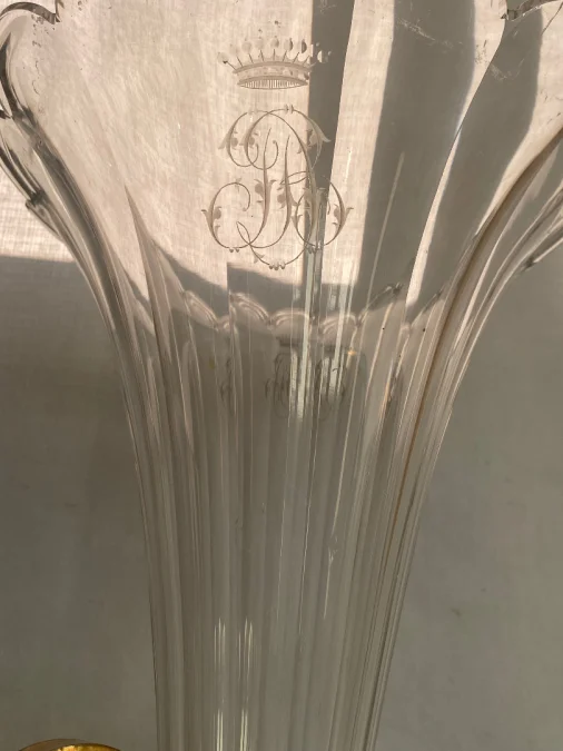 1870′ Paire de Cornets Baccarat Ou Similaires Monture Bronze ,Monogramme a la Couronne