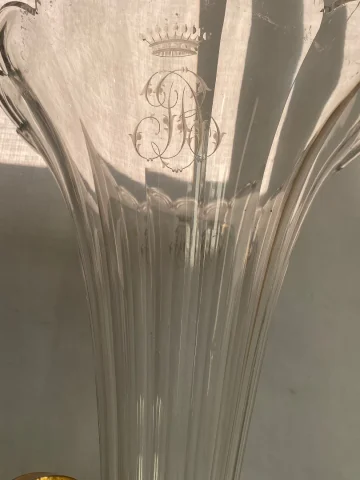 1870′ Paire de Cornets Baccarat Ou Similaires Monture Bronze ,Monogramme a la Couronne