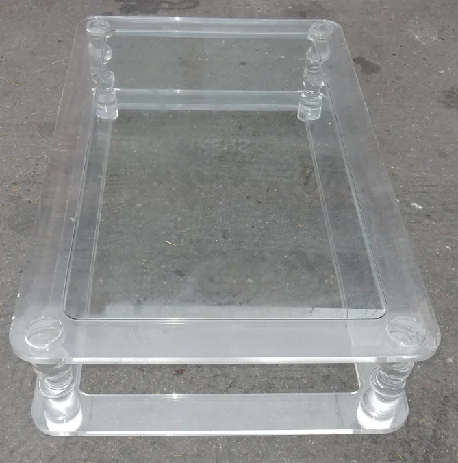 1970′ Table Basse Altuglas ROMEO