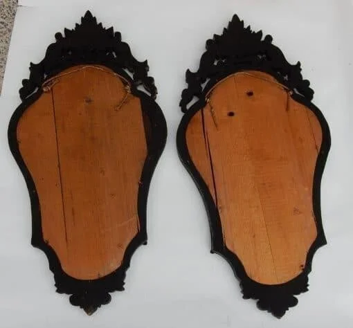 1920/40 Pair Of Elegant Mirrors