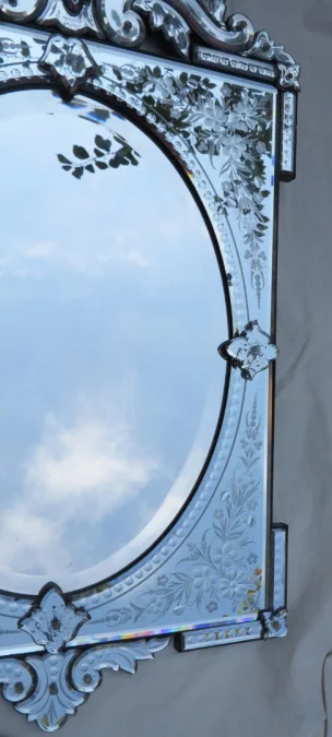 1900′ Miroir Vénitien à Cartouches, Ovale Biseauté