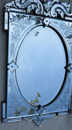 1900′ Miroir Vénitien à Cartouches, Ovale Biseauté