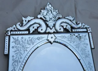 1900′ Miroir Vénitien à Cartouches, Ovale Biseauté