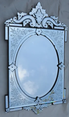 1900′ Venetian Cartridge Mirror, Beveled Oval