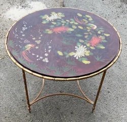 1950/70′ Round Bronze Coffee Table Palm Tree Decor, Red Chinese Lacquer Top Maison Baguès Style