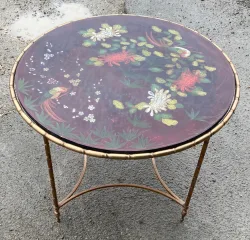 1950/70′ Round Bronze Coffee Table Palm Tree Decor, Red Chinese Lacquer Top Maison Baguès Style