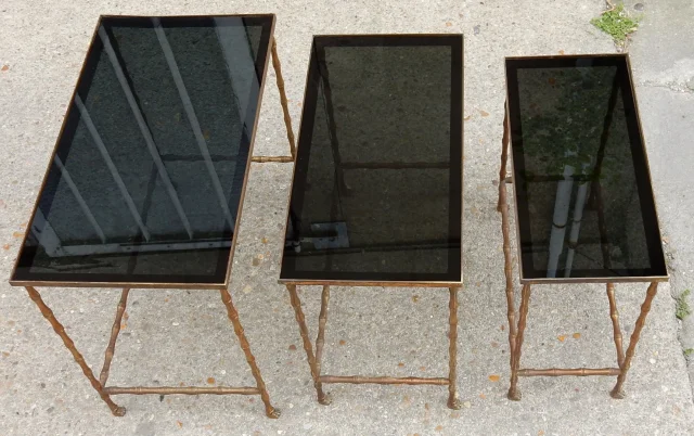 1950/70′ Series of 3 Nesting Tables Bamboo Model with Claw Feet Maison Baguès