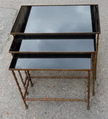 1950/70′ Série de 3 Tables Gigognes Modèle Bambou avec Pieds Griffes Maison Baguès