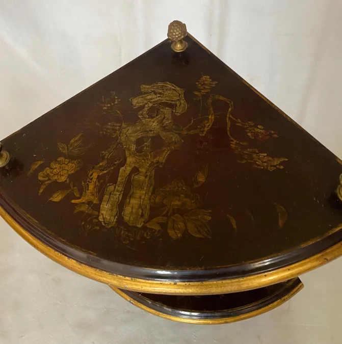 1970′ Maison Baguès Style Corner Bamboo Decor in Gilt Bronze With Chinese Lacquer Trays