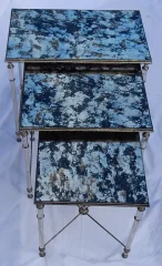 1970′ Series of 3 Maison Baguès Nesting Tables in Silver Metal, 3 Aged Oxidized Mirror Tops and Fluted Uprights