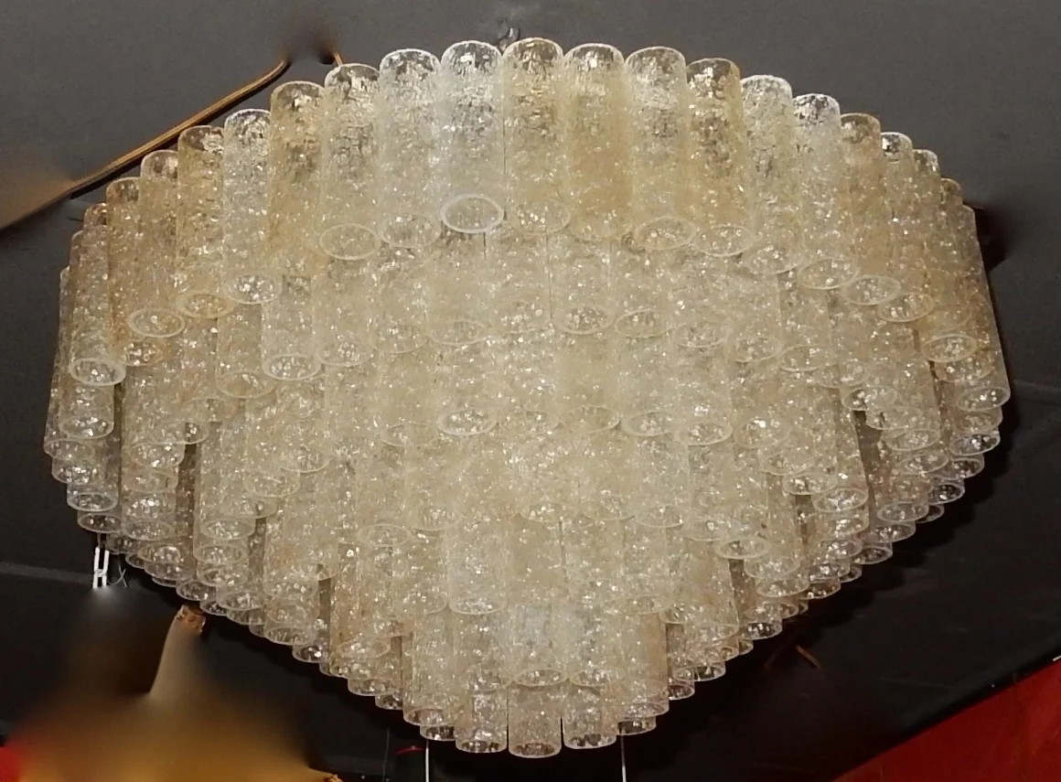 1960/70′ Pair of Venini Murano Doria Chandeliers Diameter 74 cm 6 Levels 194 Crystals