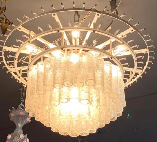 1960/70′ Paire de Lustres Venini Murano Doria Diamètre 74 cm 6 Niveaux 194 Cristaux