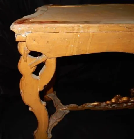 1850′ Console Italienne 19ème en Bois Doré d’Époque aux Puttis
