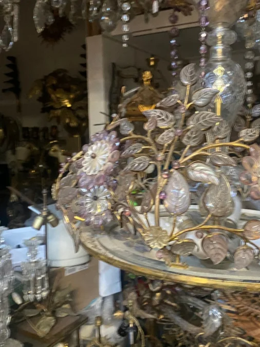 1970s Gilded Brass Chandelier with Botanical Decor, Maison Baguès Style, Colored Glass Leaves and Flowers