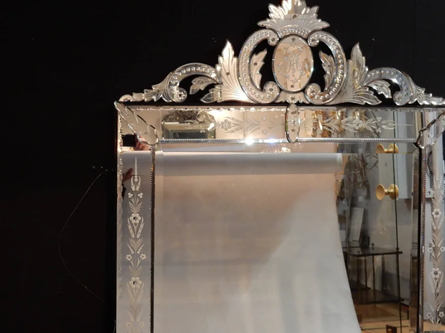 1900' Venetian Mirror with Floral Decor and Pediment