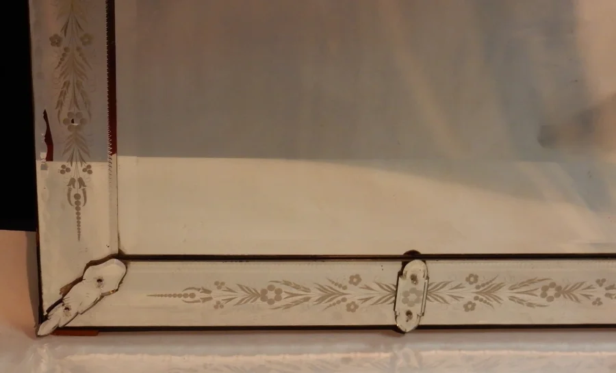 1900' Venetian Mirror with Floral Decor and Pediment
