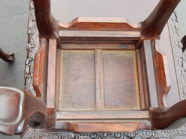 1920/1950 Mahjong Game Table from China with its 4 Chairs, Made of Rosewood