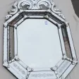 Miroir Venise Octogonal à Fronton Tain Mercure avec Fleurs Gravées