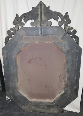 Venice Octagonal Mirror with Tain Mercure Pediment with Engraved Flowers