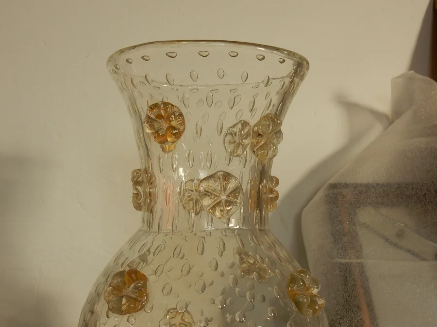 1970′ Barovier & Toso Style Murano Crystal Vase With Gold Flakes Unsigned
