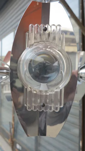 Lustre 60/70 avec loupes formant faisceau