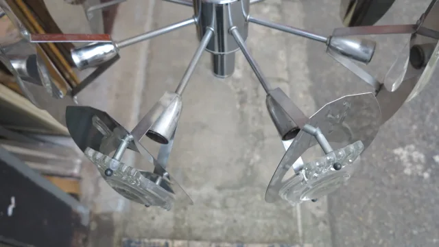 Lustre 60/70 avec loupes formant faisceau