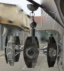 Chandelier 60/70 with magnifying glasses training beam