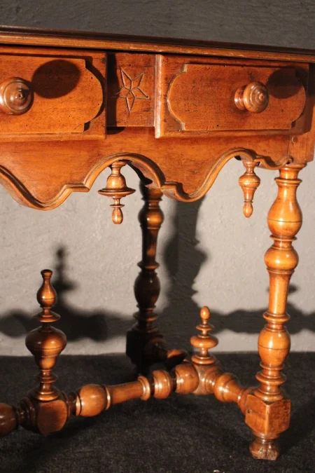 Table du 18ème siècle