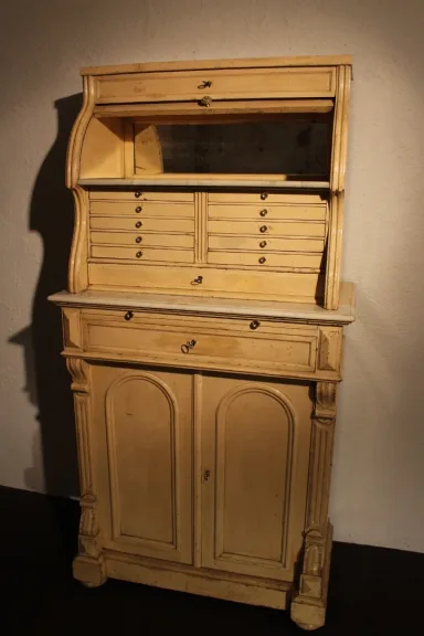 Meuble de Dentiste