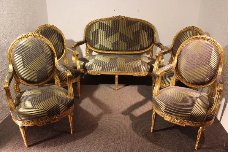 Salon Louis XVI