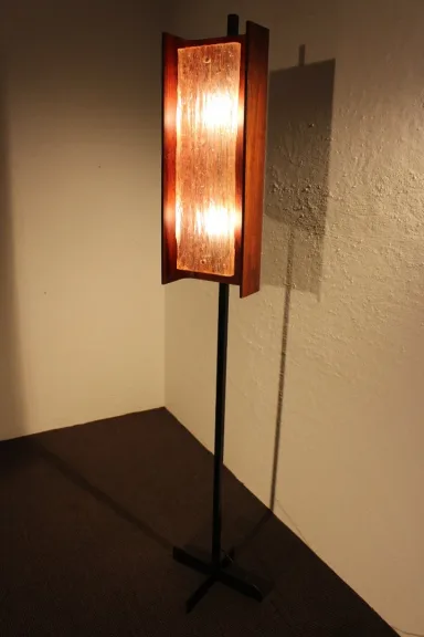 VINTAGE STANDARD LAMP
