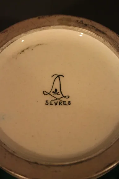 ART DECO PERIOD POT