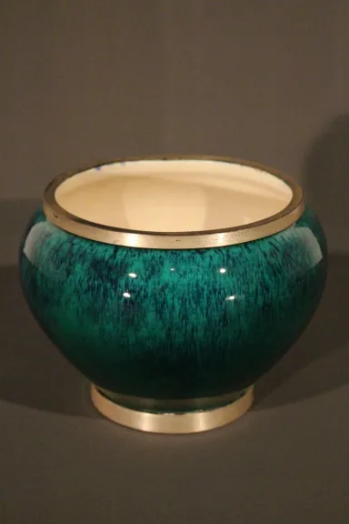 ART DECO PERIOD POT