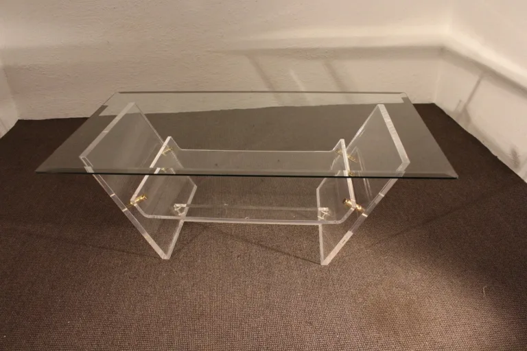 Table basse de Pierre Vandel 1970