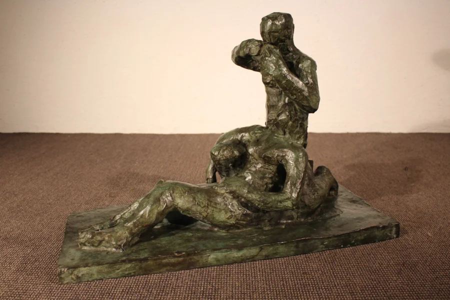 Bronze signé R.BURY