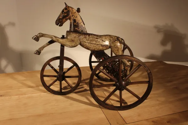 Petit tricycle Cheval