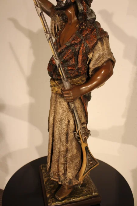 Statue orientaliste