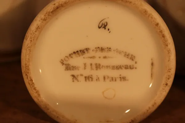 Pots à pharmacie en porcelaine