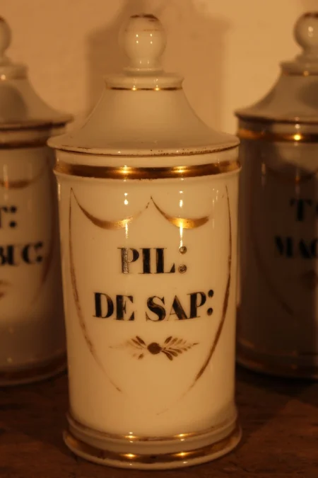 PHARMACY POTS