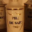 Pots à pharmacie en porcelaine
