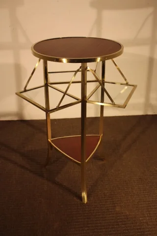 OCCASIONAL TABLE