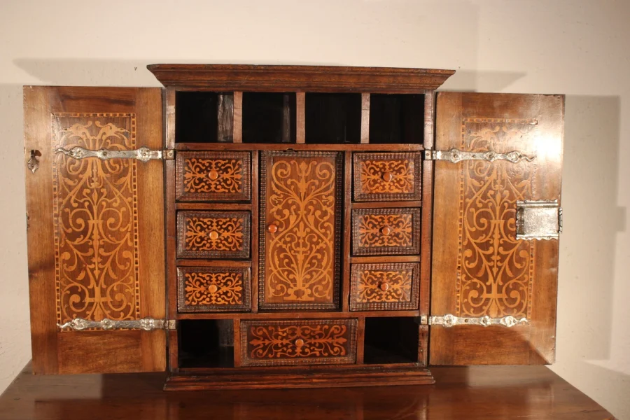 Cabinet 17e siècle