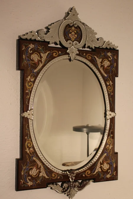 VENITIAN STYLE MIRROR