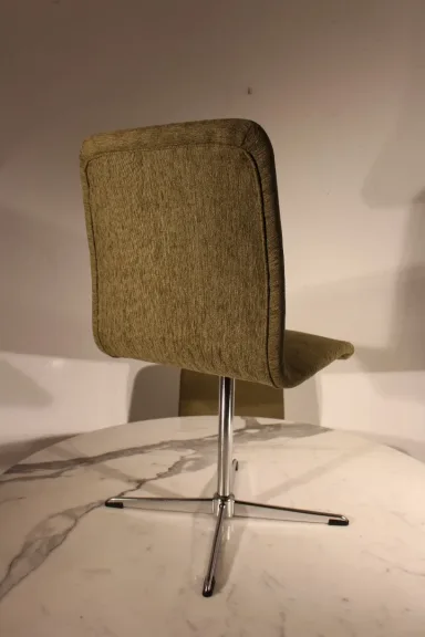 Table et ses 4 chaises Knoll